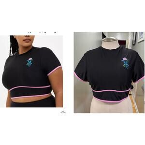 Torrid Size 2 (2X 18/20) Mock Neck Rash Guard Swim Crop Top Snake Rose Tattoo
